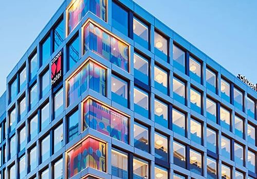 hotels and hospitality buildings using built using modular construction